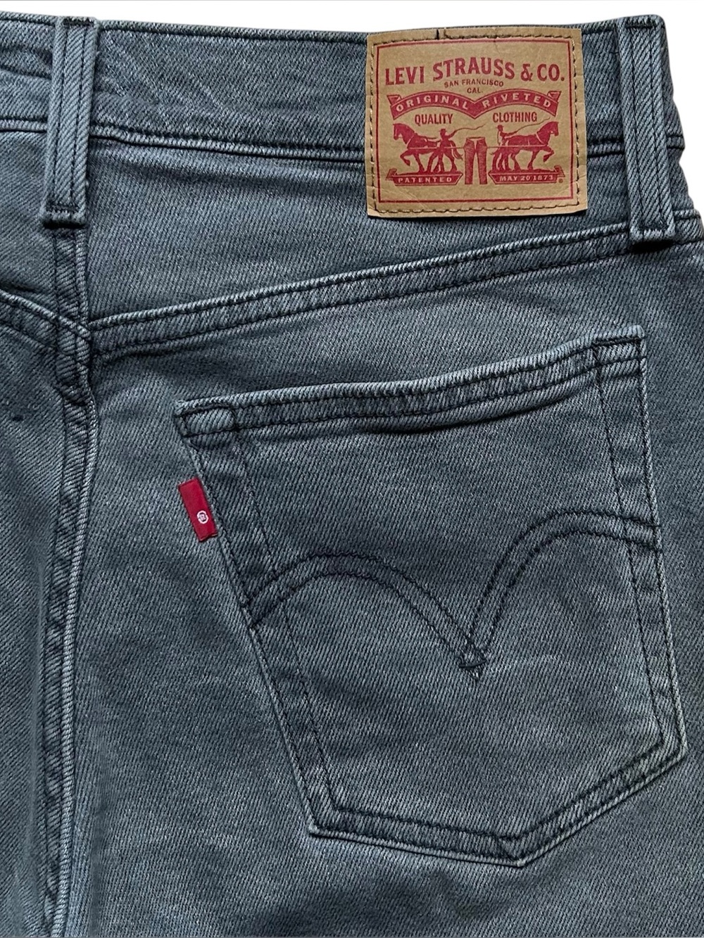 Levi’s Wedgie Straight Jeans High Rise 90s Cropped Grey Women’s 28 - Picture 7 of 8